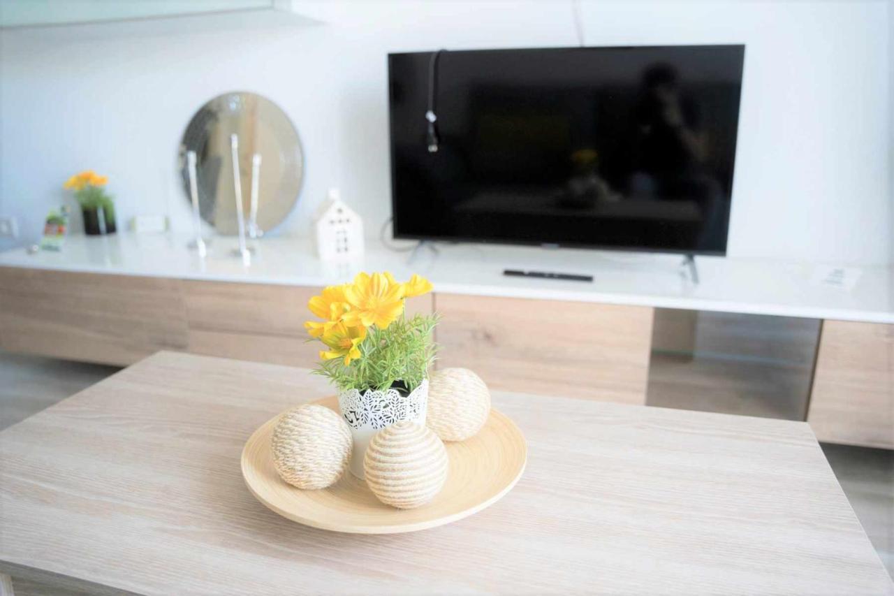 El Limonar De La Ribera Parking Disponible De Pago Apartment Cordoba Luaran gambar